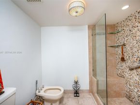 1 Alhambra Cir 403, Coral Gables FL 33134