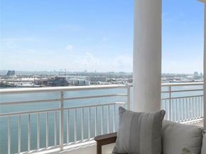 888 Brickell Key Dr 2606, Miami FL 33131