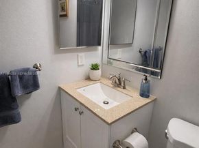 7269 Golf Colony Ct 202, Lake Worth FL 33467