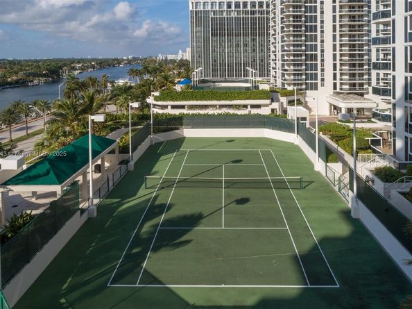 4775 Collins Ave 1708, Miami Beach FL 33140