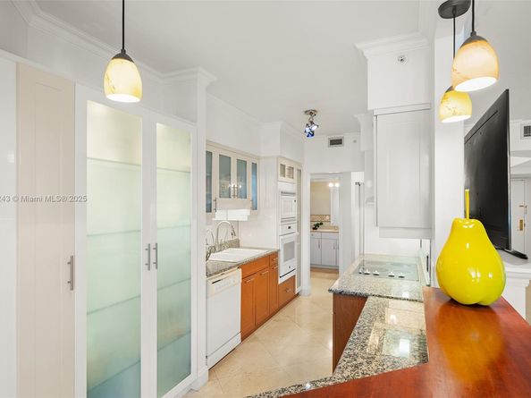 4775 Collins Ave 1708, Miami Beach FL 33140