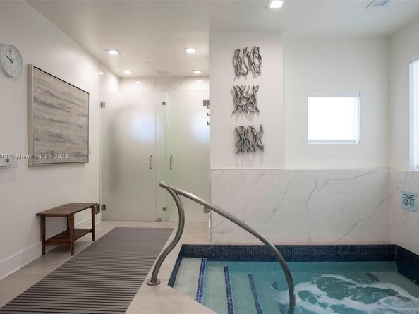 4775 Collins Ave 1708, Miami Beach FL 33140