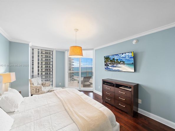 4775 Collins Ave 1708, Miami Beach FL 33140