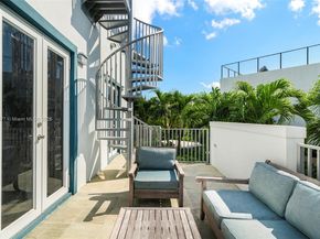 431 W Rivo Alto Dr, Miami Beach FL 33139