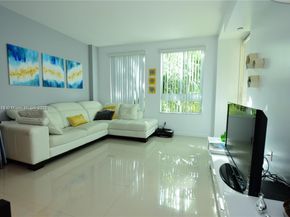 7355 SW 89th St 622N, Miami FL 33156