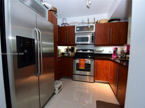 7355 SW 89th St 622N, Miami FL 33156