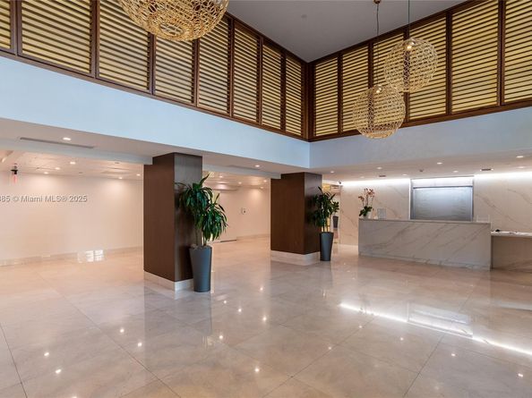 540 Brickell Key Dr 202, Miami FL 33131