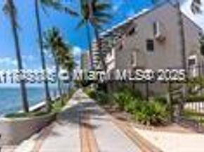 540 Brickell Key Dr 202, Miami FL 33131
