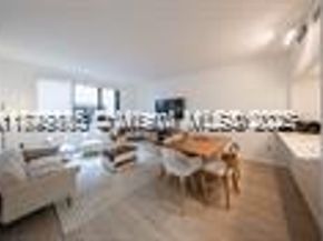 540 Brickell Key Dr 202, Miami FL 33131
