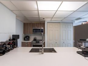 540 Brickell Key Dr 202, Miami FL 33131