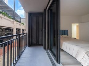 540 Brickell Key Dr 202, Miami FL 33131
