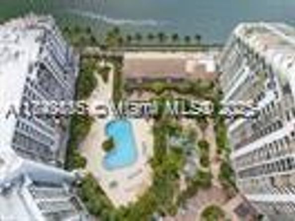 540 Brickell Key Dr 202, Miami FL 33131