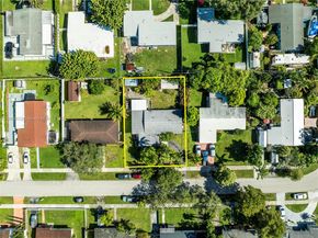 9241 Marine Dr, Cutler Bay FL 33189