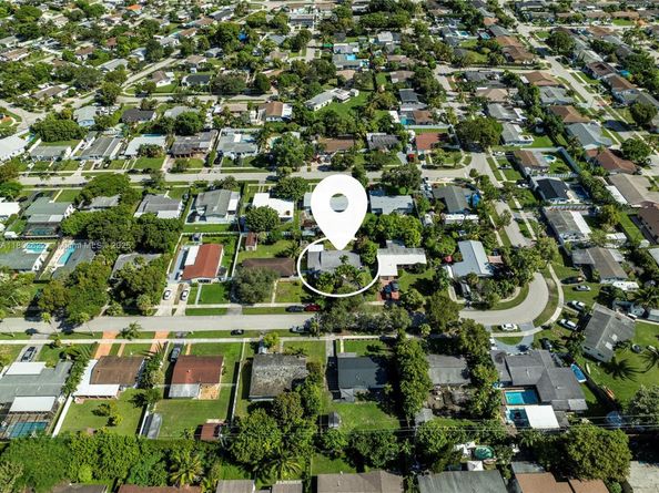 9241 Marine Dr, Cutler Bay FL 33189