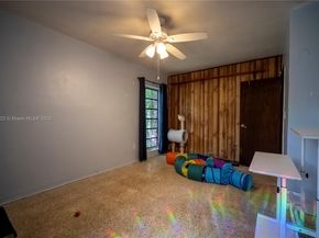 9241 Marine Dr, Cutler Bay FL 33189