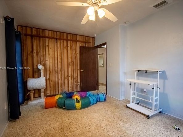 9241 Marine Dr, Cutler Bay FL 33189