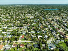 9241 Marine Dr, Cutler Bay FL 33189
