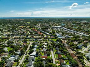 9241 Marine Dr, Cutler Bay FL 33189
