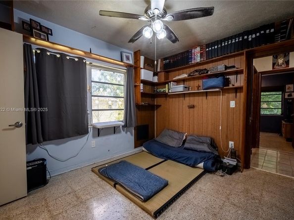 9241 Marine Dr, Cutler Bay FL 33189