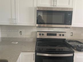 20725 NE 8th Ct 20311, Miami FL 33179