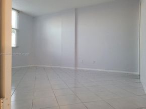 120 Royal Park Dr 3B, Oakland Park FL 33309