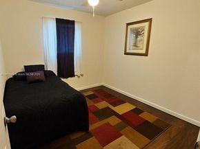 5290 NE 10th Ave, Deerfield Beach FL 33064