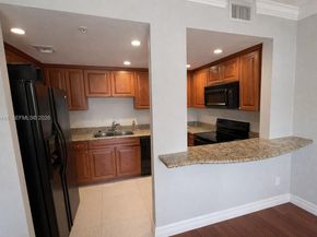 101 Sidonia Ave 304, Coral Gables FL 33134