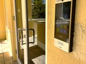 101 Sidonia Ave 304, Coral Gables FL 33134