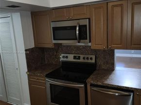 14901 SW 4th St 14A, Pembroke Pines FL 33027