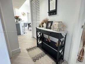 8801 Wiles Rd 308, Coral Springs FL 33067