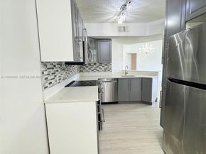 8801 Wiles Rd 308, Coral Springs FL 33067