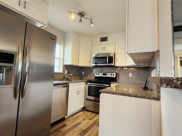 756 Flanders P 756, Delray Beach FL 33484