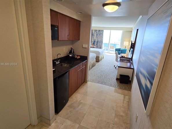 18001 Collins Ave 601, Sunny Isles Beach FL 33160