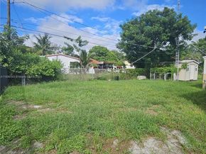 15770 NW 17th Pl, Miami Gardens FL 33054