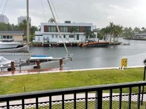 301 Golden Isles Dr 211, Hallandale Beach FL 33009