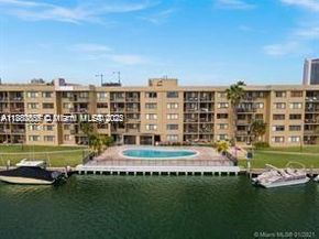 301 Golden Isles Dr 211, Hallandale Beach FL 33009
