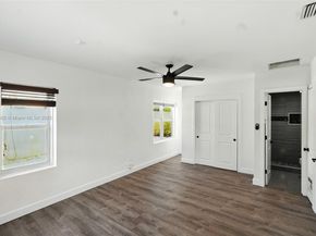 2242 Coolidge St, Hollywood FL 33020