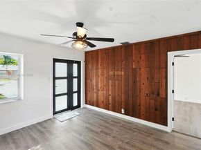 2242 Coolidge St, Hollywood FL 33020