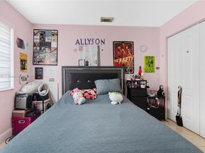 17400 NW 76th Ct, Hialeah FL 33015