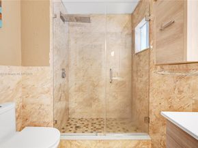 17400 NW 76th Ct, Hialeah FL 33015