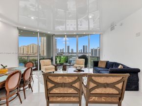 3131 NE 188th St 21004, Aventura FL 33180