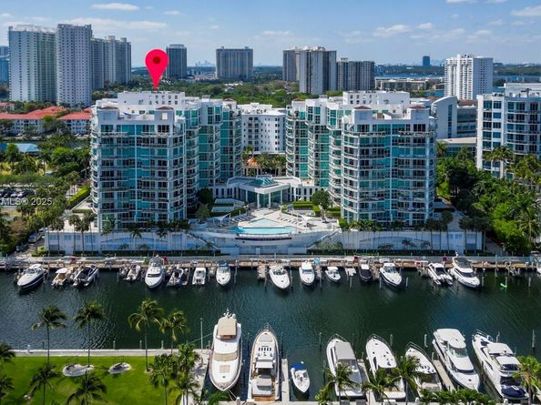 3131 NE 188th St 21004, Aventura FL 33180