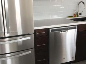 7135 Collins Ave 525, Miami Beach FL 33141