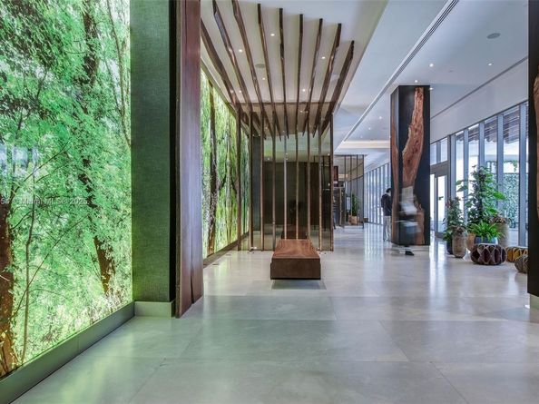 1010 Brickell Ave 4704, Miami FL 33131