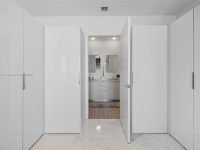 1010 Brickell Ave 4704, Miami FL 33131