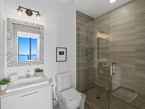 1010 Brickell Ave 4704, Miami FL 33131