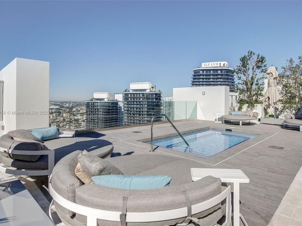 1010 Brickell Ave 4704, Miami FL 33131