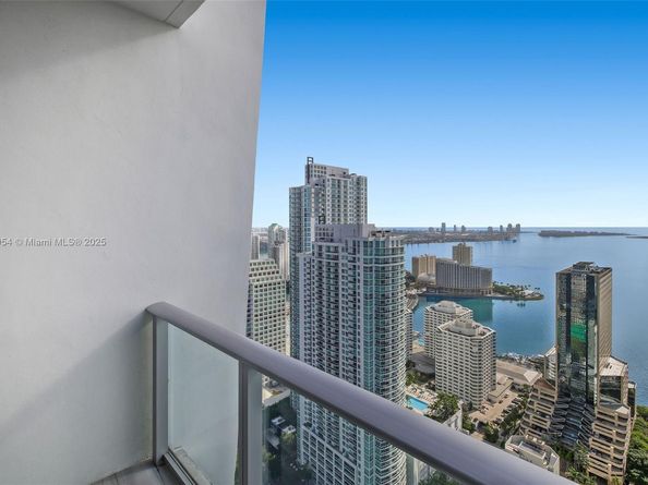 1010 Brickell Ave 4704, Miami FL 33131