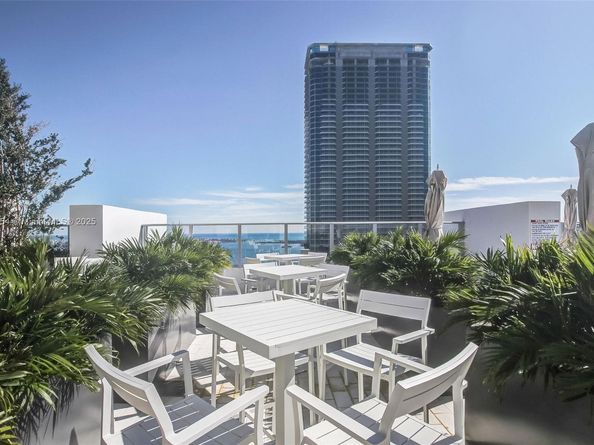 1010 Brickell Ave 4704, Miami FL 33131