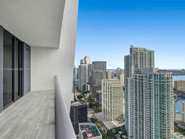 1010 Brickell Ave 4704, Miami FL 33131